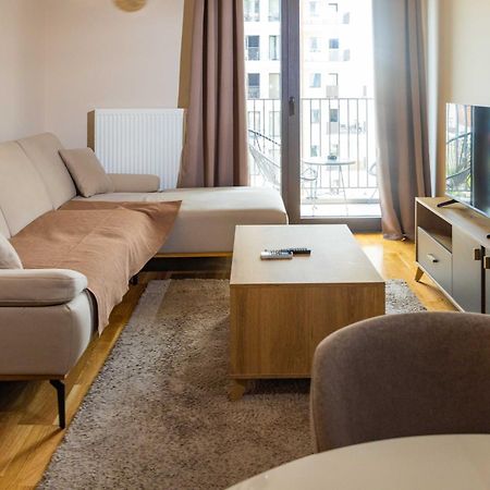 180° View Apartment In Diamond Building スコピエ エクステリア 写真