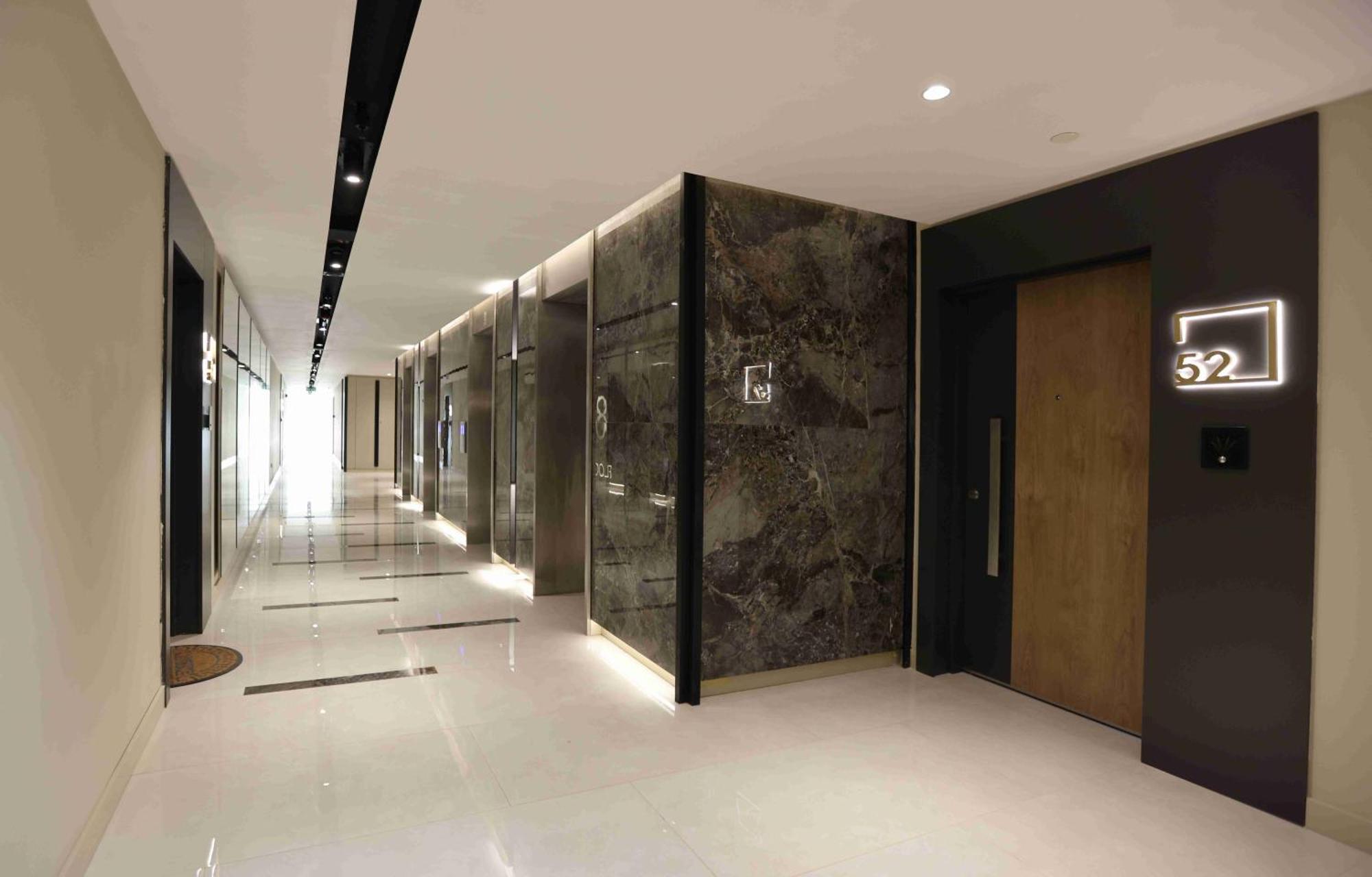 180° View Apartment In Diamond Building スコピエ エクステリア 写真