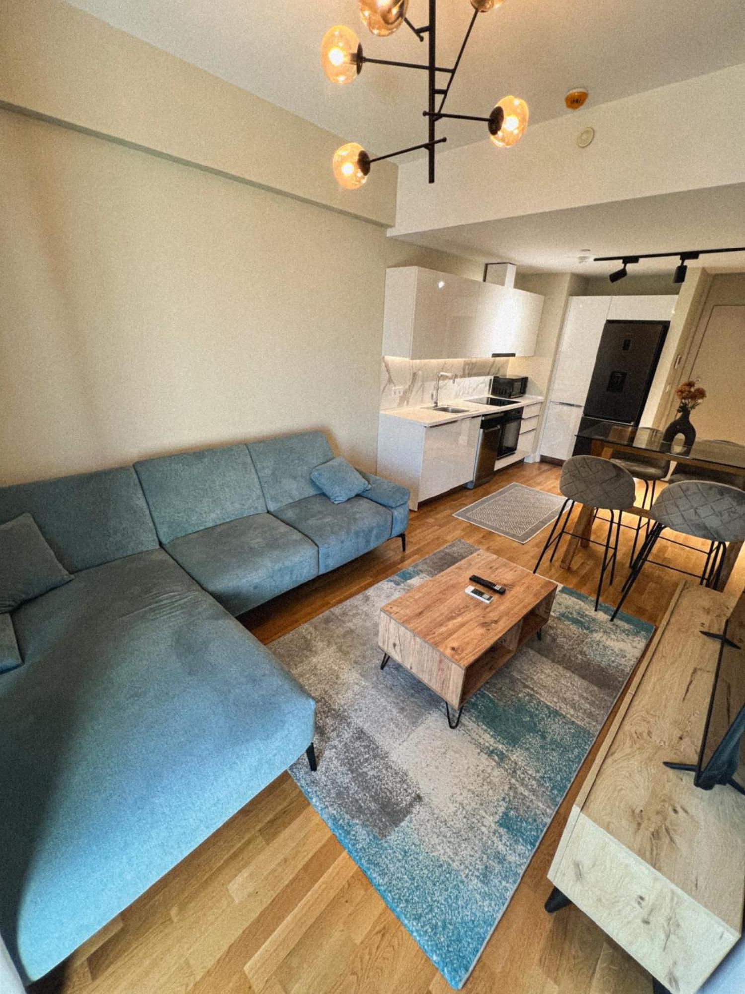 180° View Apartment In Diamond Building スコピエ エクステリア 写真
