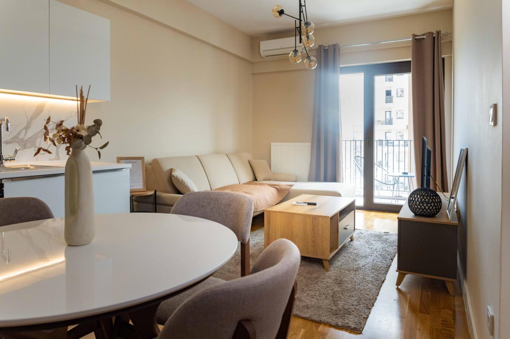 180° View Apartment In Diamond Building スコピエ エクステリア 写真